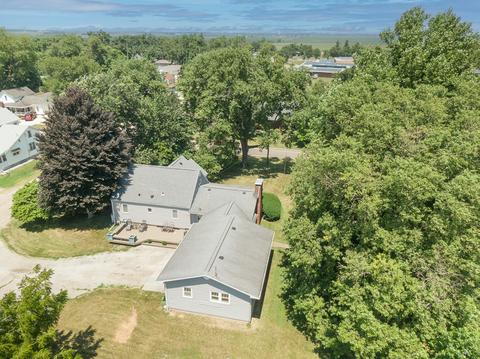 601 E Main St, Danvers, IL 61732 photo 6