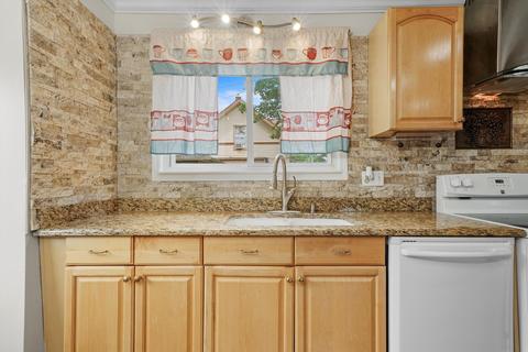 409 Lincoln Ave, Elgin, IL 60120 photo 10