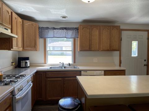 917 Assembly Pl, Dixon, IL 61021 photo 11