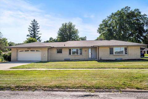1 Knollcrest Ct, Normal, IL 61761 photo 1