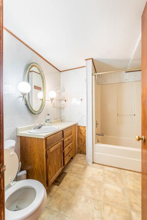 7614 Odell Ave, Bridgeview, IL 60455 photo 15