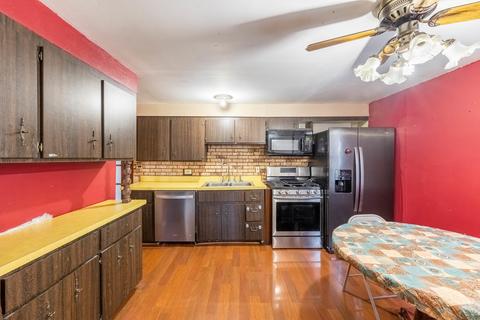 7614 Odell Ave, Bridgeview, IL 60455 photo 8