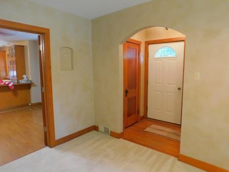 201 E Watson St, Forrest, IL 61741 photo 2