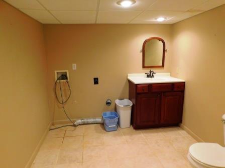 201 E Watson St, Forrest, IL 61741 photo 39