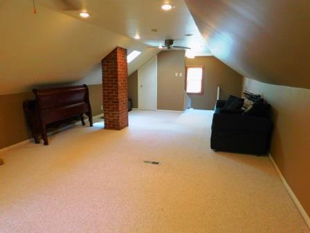 201 E Watson St, Forrest, IL 61741 photo 35