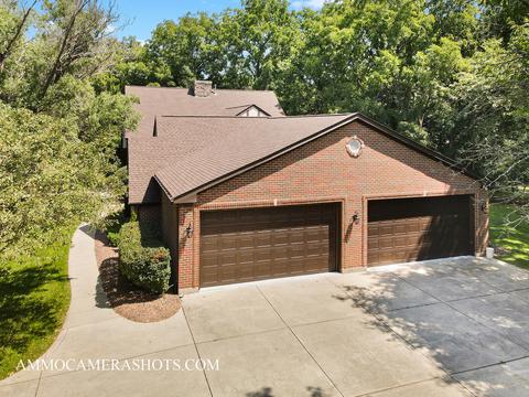 33 W693 Fletcher Rd, Wayne, IL 60184 photo 3