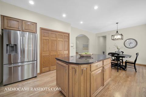 33 W693 Fletcher Rd, Wayne, IL 60184 photo 9