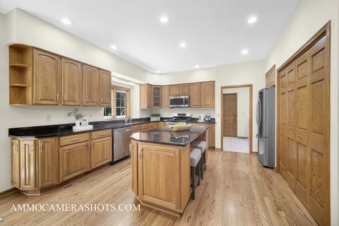 33 W693 Fletcher Rd, Wayne, IL 60184 photo 11