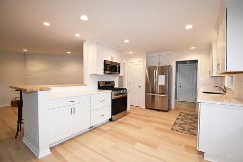 526 E Hawthorne Blvd, Wheaton, IL 60187 photo 17