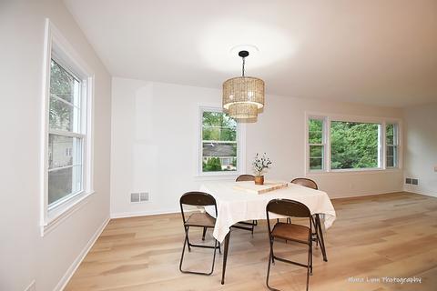 526 E Hawthorne Blvd, Wheaton, IL 60187 photo 15