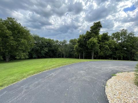 4 Spring Creek Dr, Spring Valley, IL 61362 photo 6