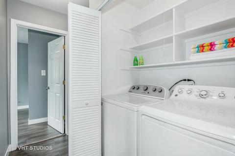520 Audubon St, Hoffman Estates, IL 60169 photo 9