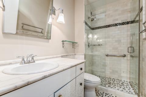 100 E Bellevue Pl #8E, Chicago, IL 60611 photo 11