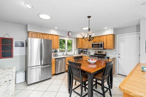 60 Woodview Ln, Algonquin, IL 60102 photo 8