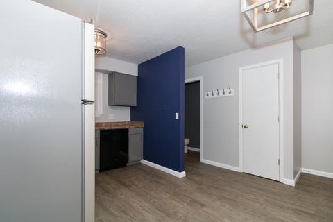 1508 Hancock Dr #7, Normal, IL 61761 photo 9