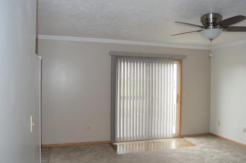 32 Andy Ct, Bloomington, IL 61704 photo 10