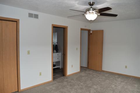 32 Andy Ct, Bloomington, IL 61704 photo 13