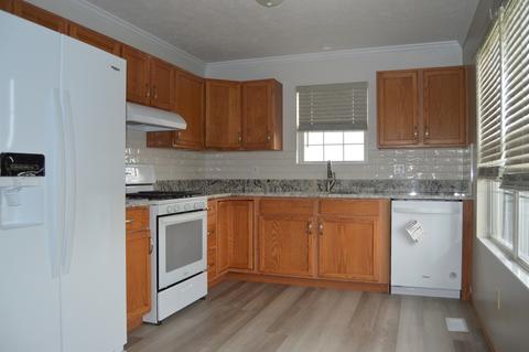 32 Andy Ct, Bloomington, IL 61704 photo 6
