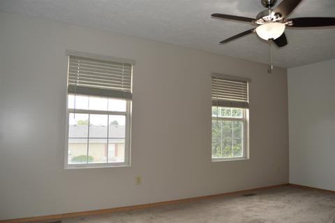 32 Andy Ct, Bloomington, IL 61704 photo 11