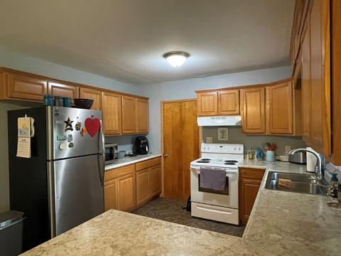 245 E 4th St, Herscher, IL 60941 photo 6
