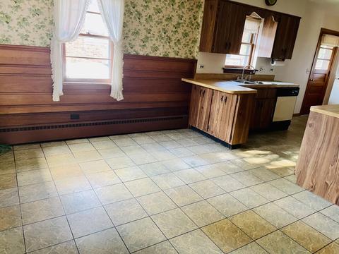 348 E Maple St, Lombard, IL 60148 photo 7
