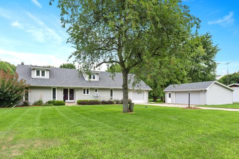 6040 E North Prairie Dr, Morris, IL 60450 photo 1