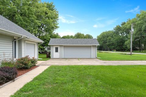 6040 E North Prairie Dr, Morris, IL 60450 photo 3