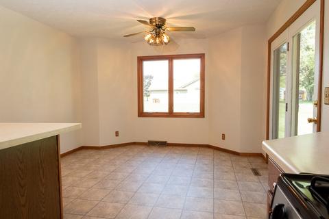 4964 E Lawnside Dr, Byron, IL 61010 photo 9