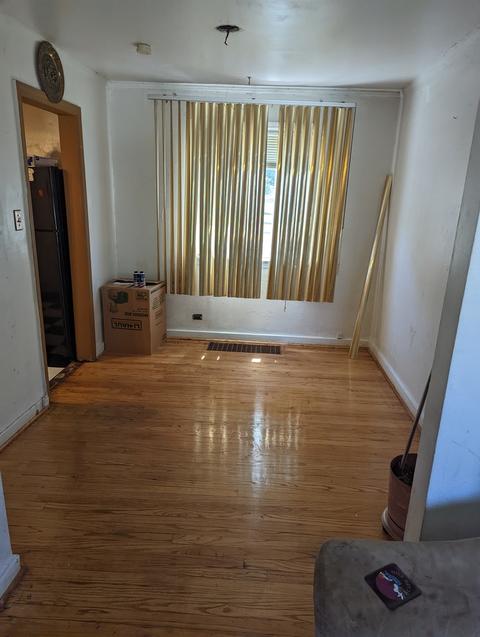 2137 E 98th Pl, Chicago, IL 60617 photo 5