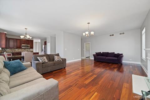 2710 Stonebridge Dr, Plainfield, IL 60586 photo 11
