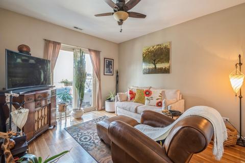 4324 S Berkeley St #2, Chicago, IL 60653 photo 12