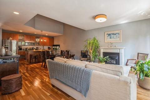 4324 S Berkeley St #2, Chicago, IL 60653 photo 6