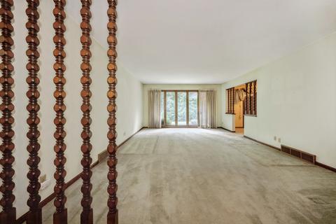 2428 W Downer Pl, Aurora, IL 60506 photo 4