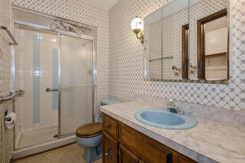 2428 W Downer Pl, Aurora, IL 60506 photo 20