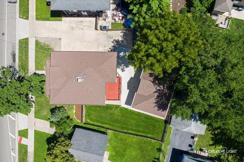 919 Larkin Ave, Elgin, IL 60123 photo 27
