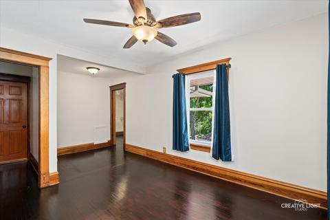 919 Larkin Ave, Elgin, IL 60123 photo 13
