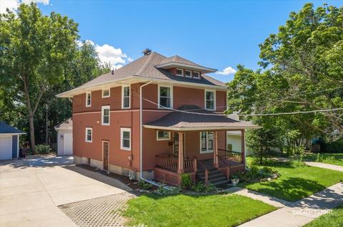 919 Larkin Ave, Elgin, IL 60123 photo 2