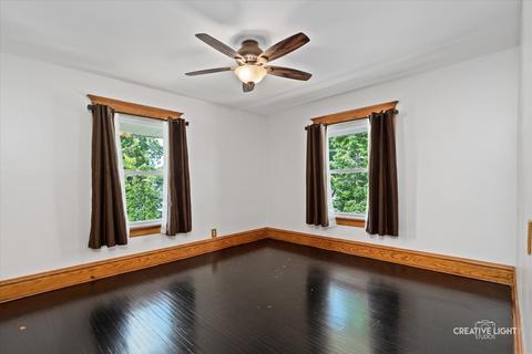 919 Larkin Ave, Elgin, IL 60123 photo 18