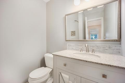 1148 Hunter Dr, Elgin, IL 60120 photo 4