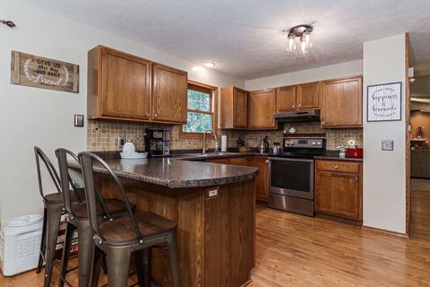 2604 Persimmon Pl, Bloomington, IL 61701 photo 6