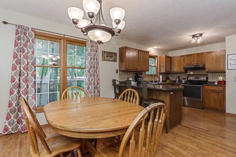 2604 Persimmon Pl, Bloomington, IL 61701 photo 10