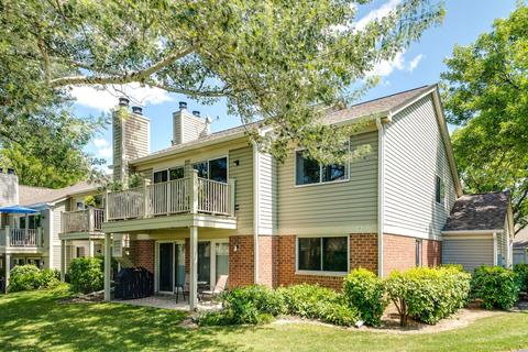 1606 Warwick Ct #A2, Wheeling, IL 60090 photo 4