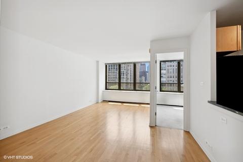 222 E Pearson St #906, Chicago, IL 60611 photo 2