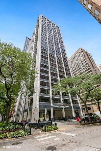 222 E Pearson St #906, Chicago, IL 60611 photo 1