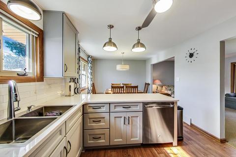 9125 Roach Ave, Brookfield, IL 60513 photo 9