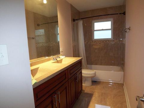 875 S Addison Rd, Addison, IL 60101 photo 8