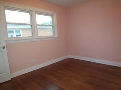 875 S Addison Rd, Addison, IL 60101 photo 7