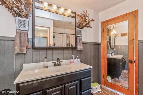313 E Sunset Pl, Dekalb, IL 60115 photo 8