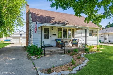 313 E Sunset Pl, Dekalb, IL 60115 photo 1