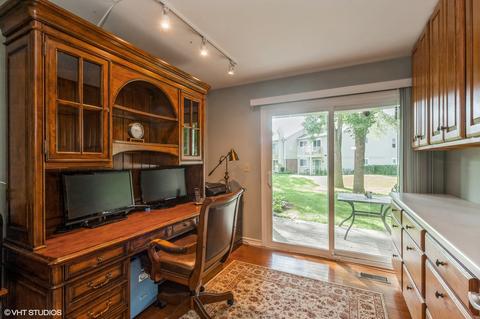 1402 Ashton Ct #D1, Wheeling, IL 60090 photo 10